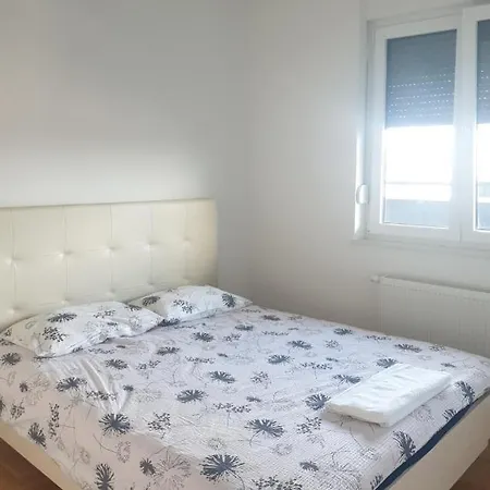 Venecija Apartament *
